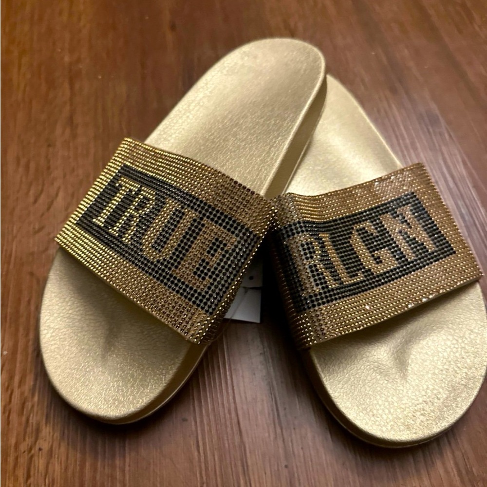 True Religion Gold Sandals/Slides Size 10